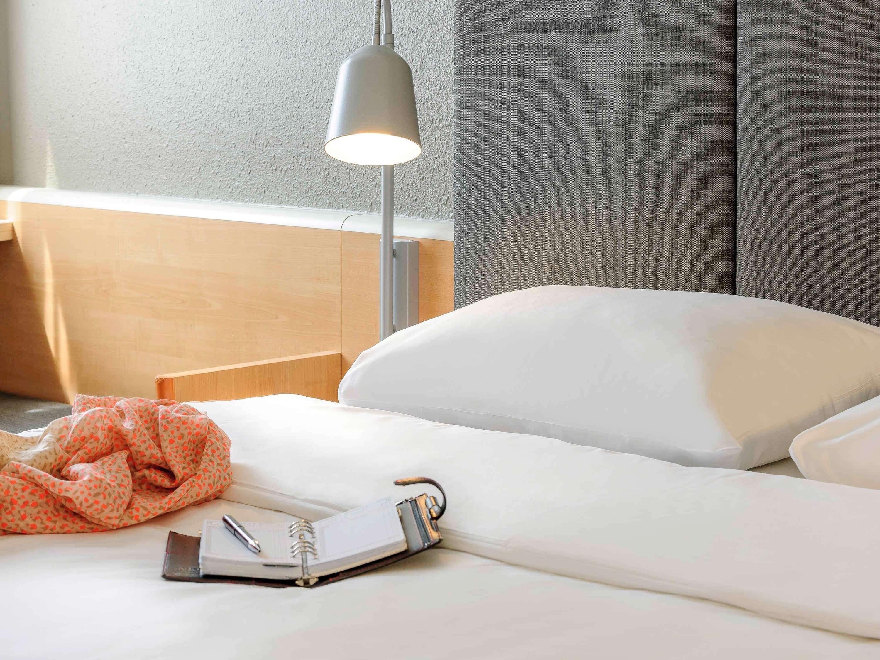 Ibis Hotel Frankfurt Messe West Francfort-sur-le-Main Extérieur photo